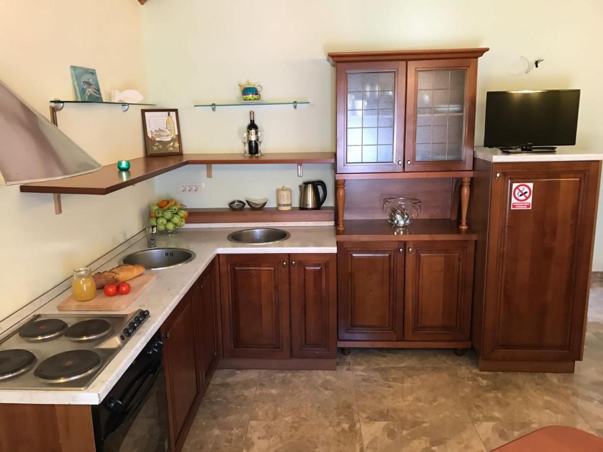 Old Town Apartments Trogir - Free Parking 외부 사진