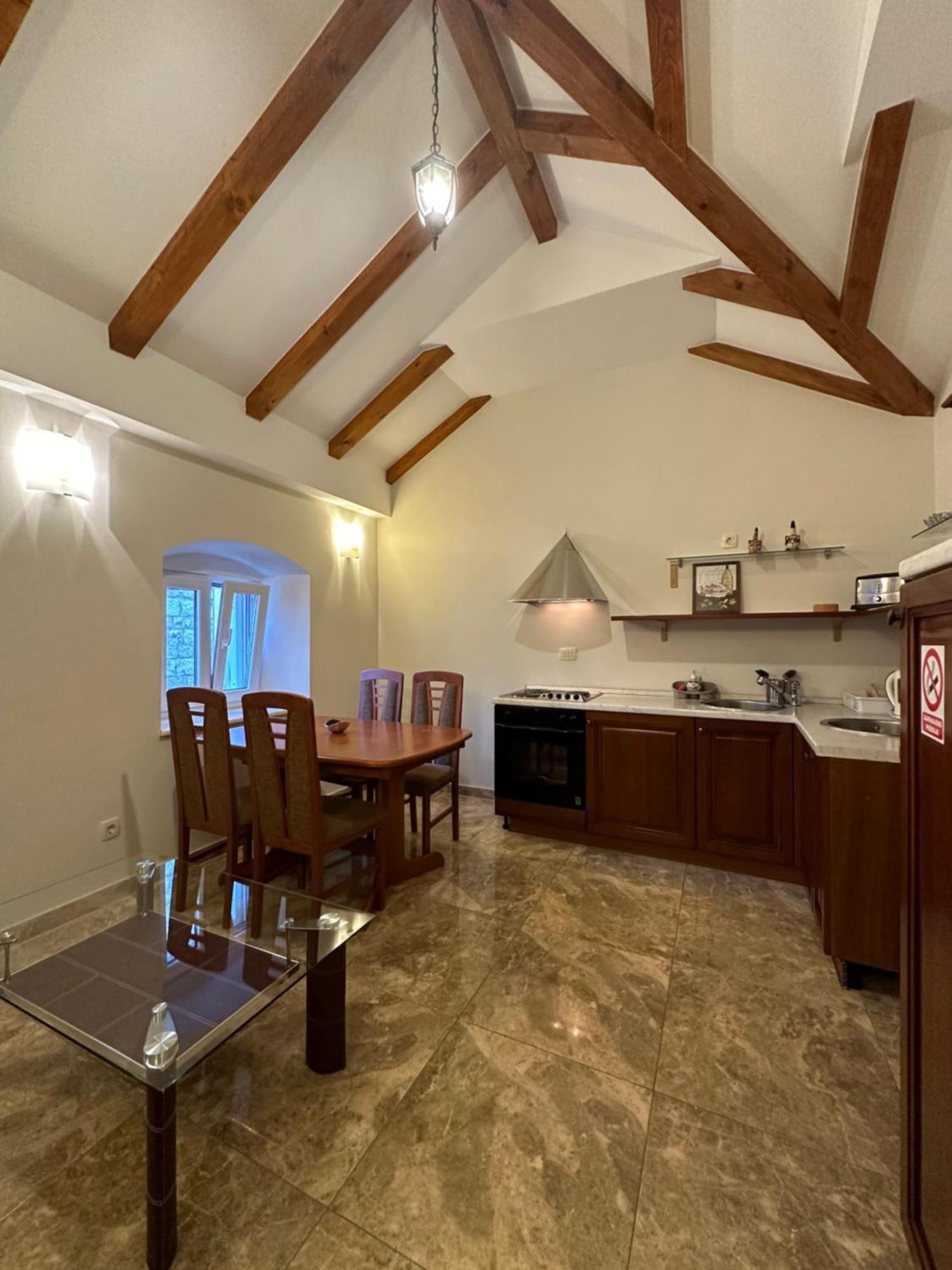 Old Town Apartments Trogir - Free Parking 외부 사진
