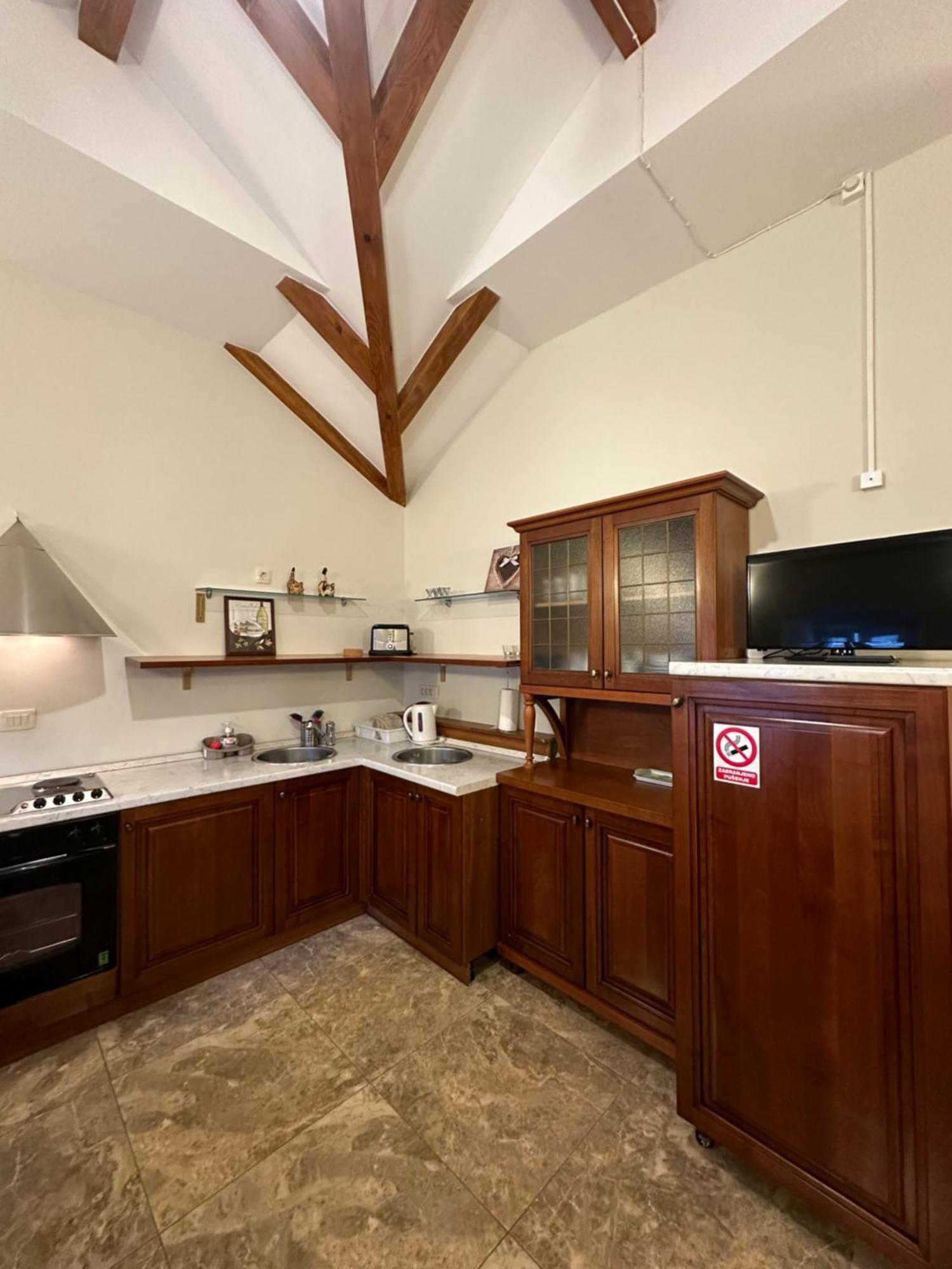 Old Town Apartments Trogir - Free Parking 외부 사진